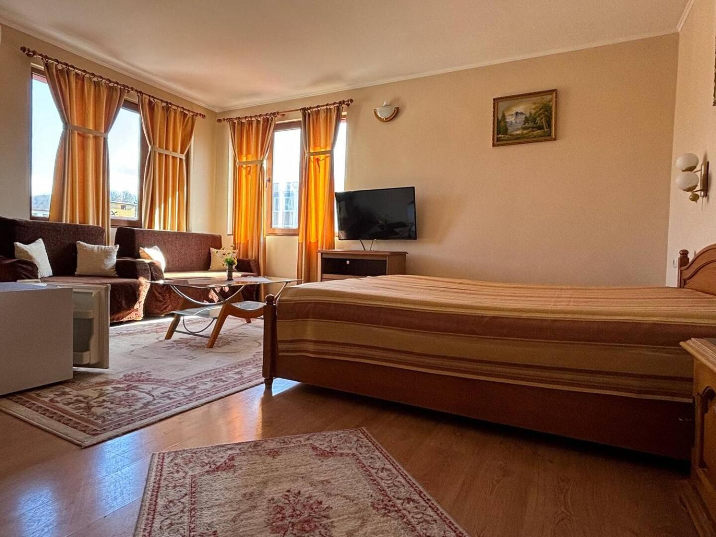 Hotel Rai Трявна Экстерьер фото