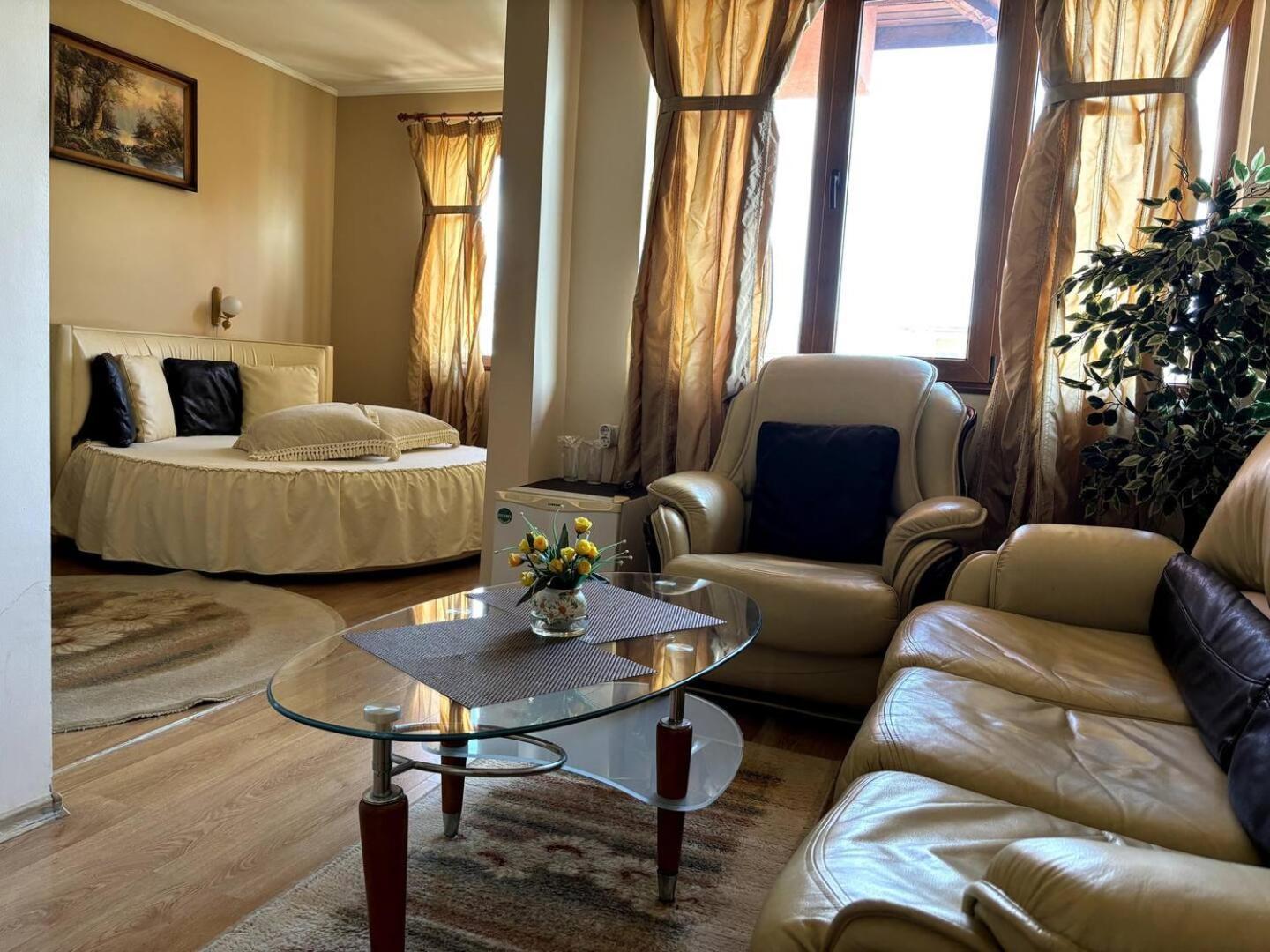 Hotel Rai Трявна Экстерьер фото