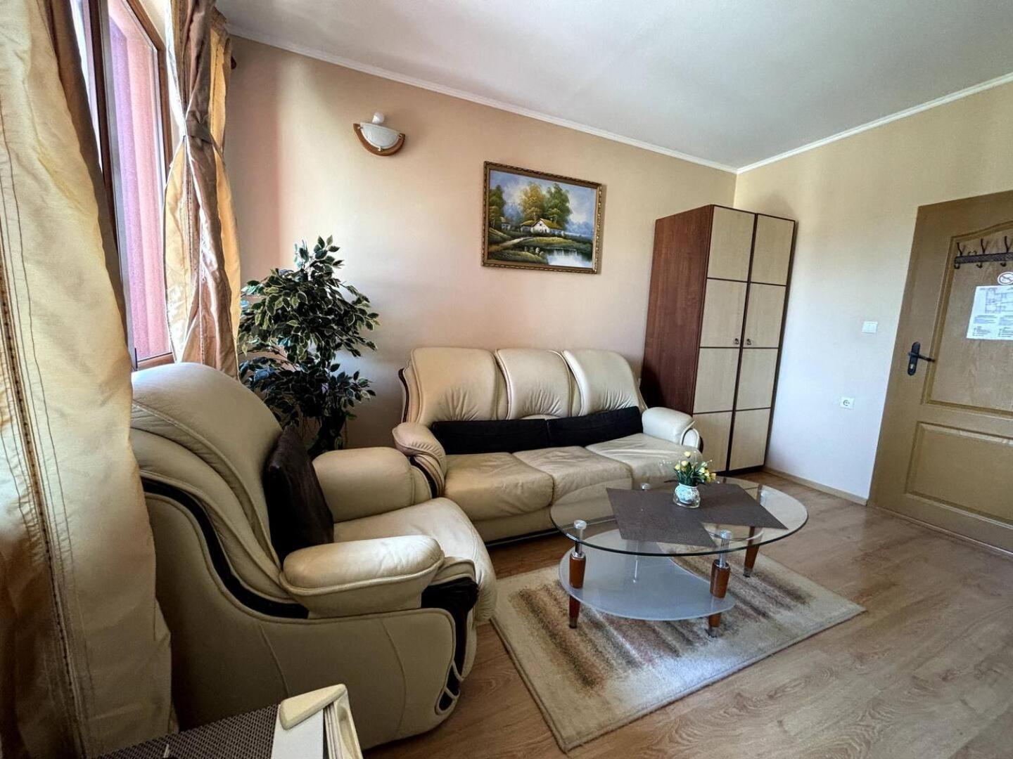 Hotel Rai Трявна Экстерьер фото